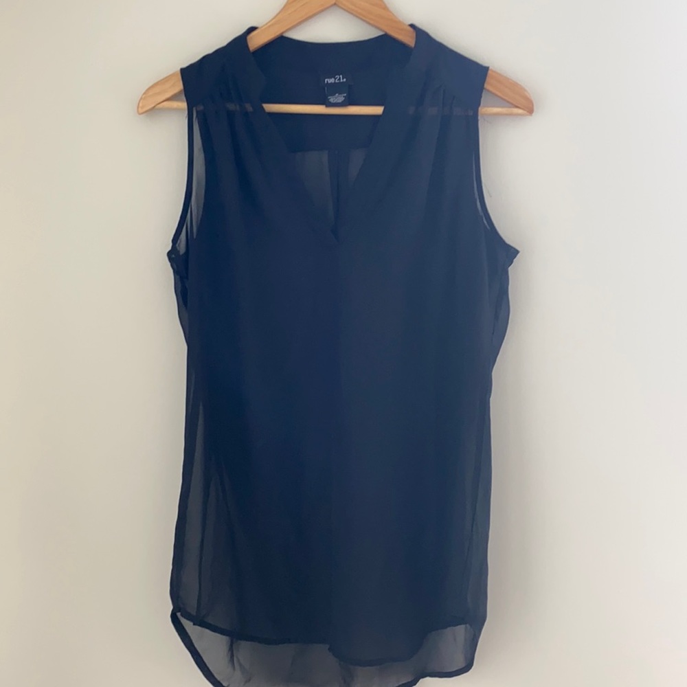 Rue 21 Black Sleeveless Blouse